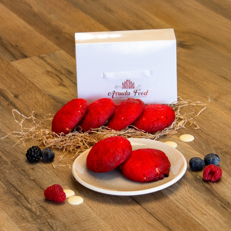 Biscotti Red Velvet con Cioccolato Bianco e Frutti di Bosco
