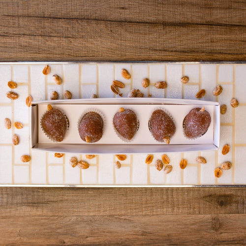 Brigadeiro alle Arachidi | Cajuzinho